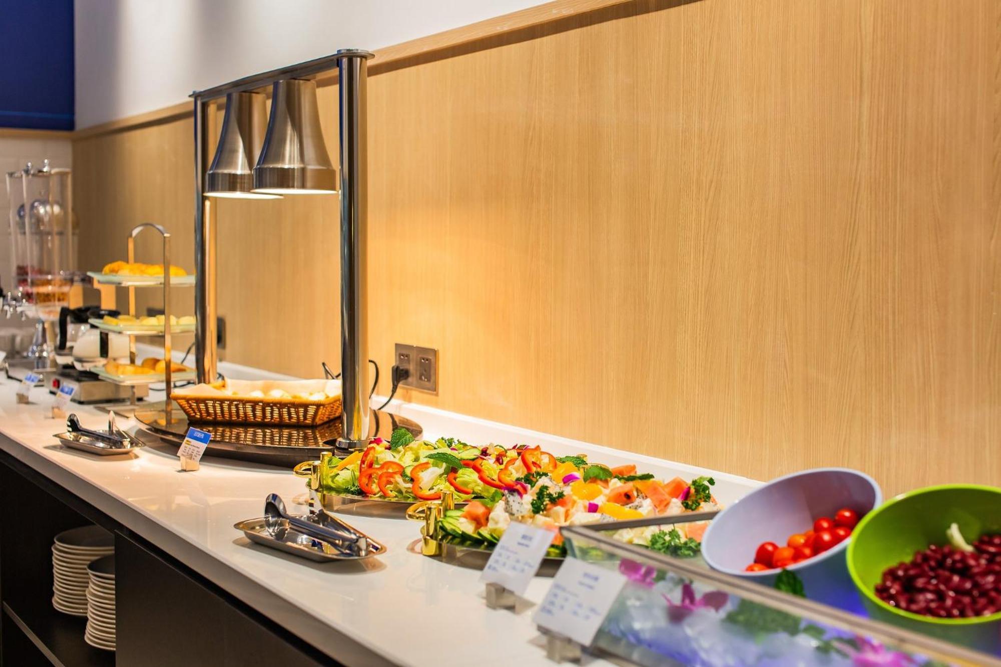 Holiday Inn Express Jiangmen Jianghai By Ihg Luaran gambar